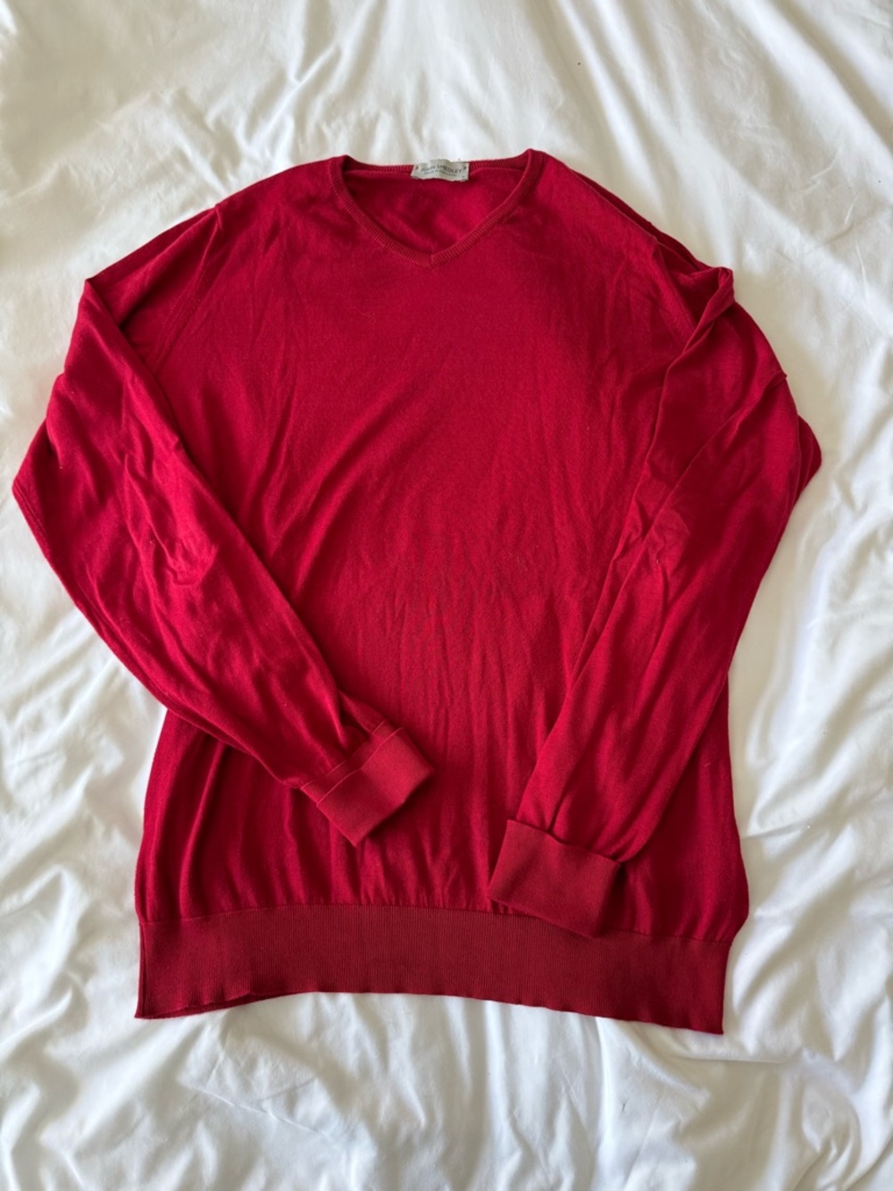John Smedley Men’s Red V-Neck Sweater